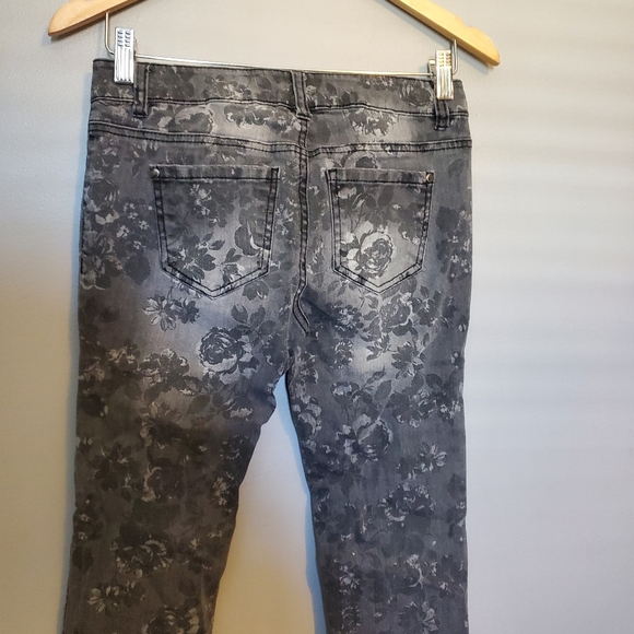 Material Girl Floral Print Grey Skinny Jeans - Size 3 - Picture 8 of 8